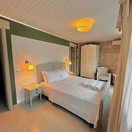 Leonidas Otel