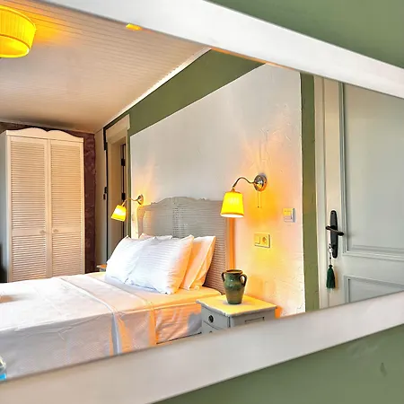 Otel Leonidas